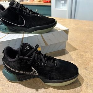 Lebron 21